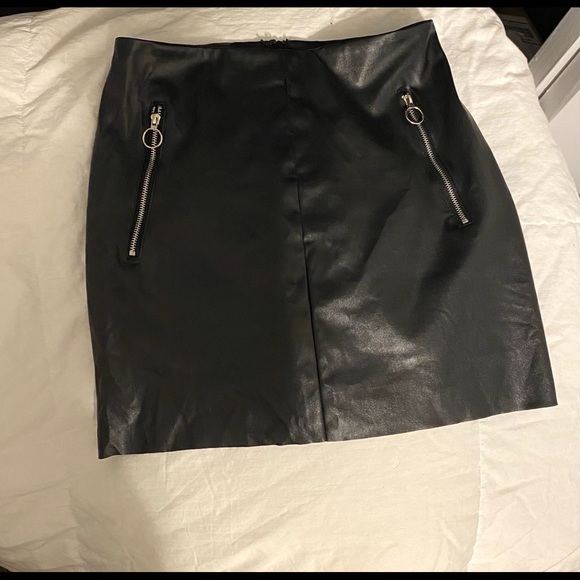 Black Faux Leather Skirt - Picture 4 of 4